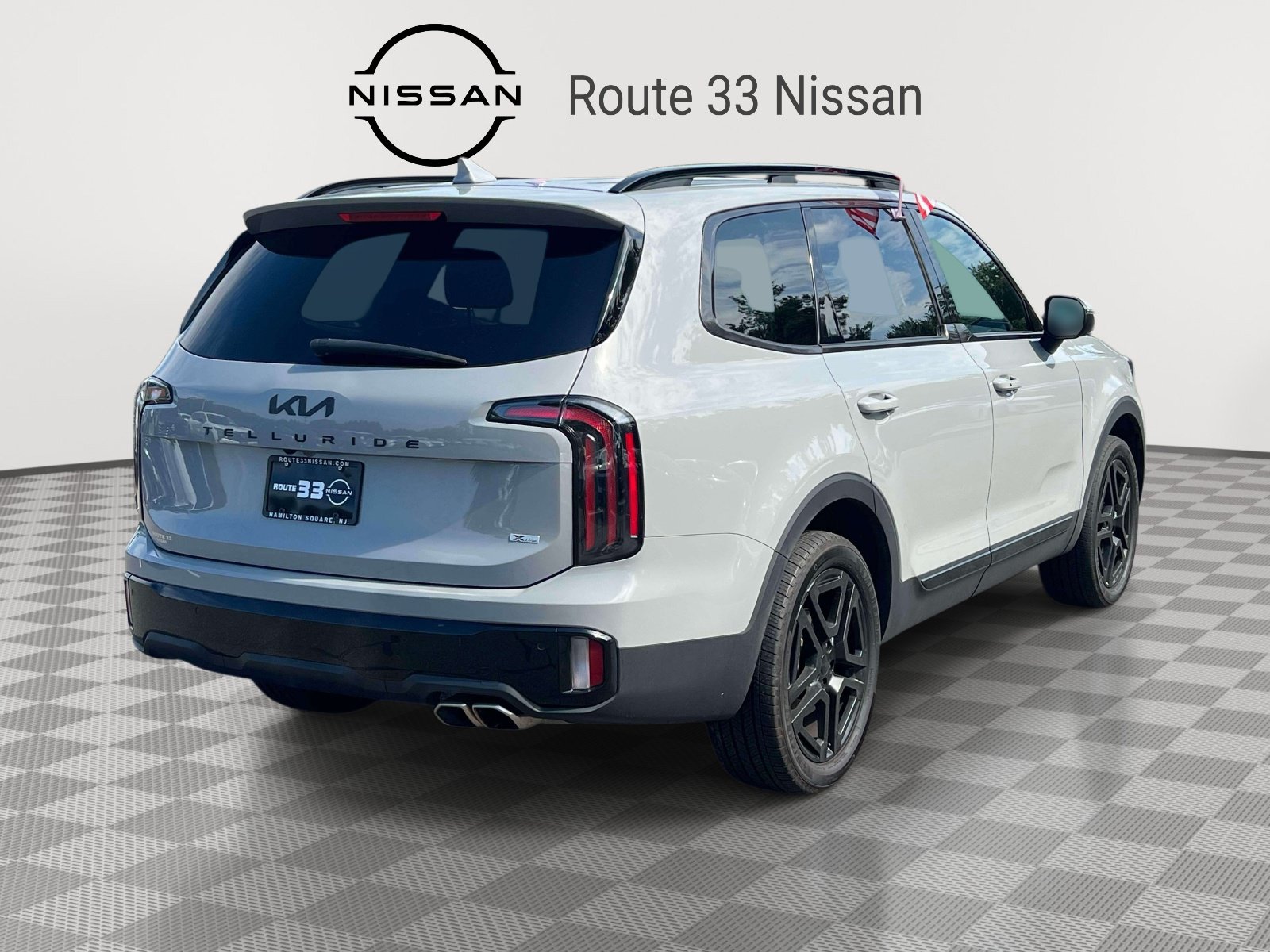Used 2025 Kia Telluride EX X-Line AWD/4WD image 4