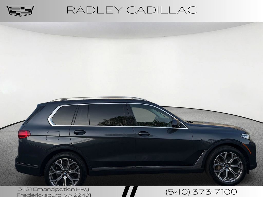 Used 2021 BMW X7 xDrive40i w/ Executive Package image 22