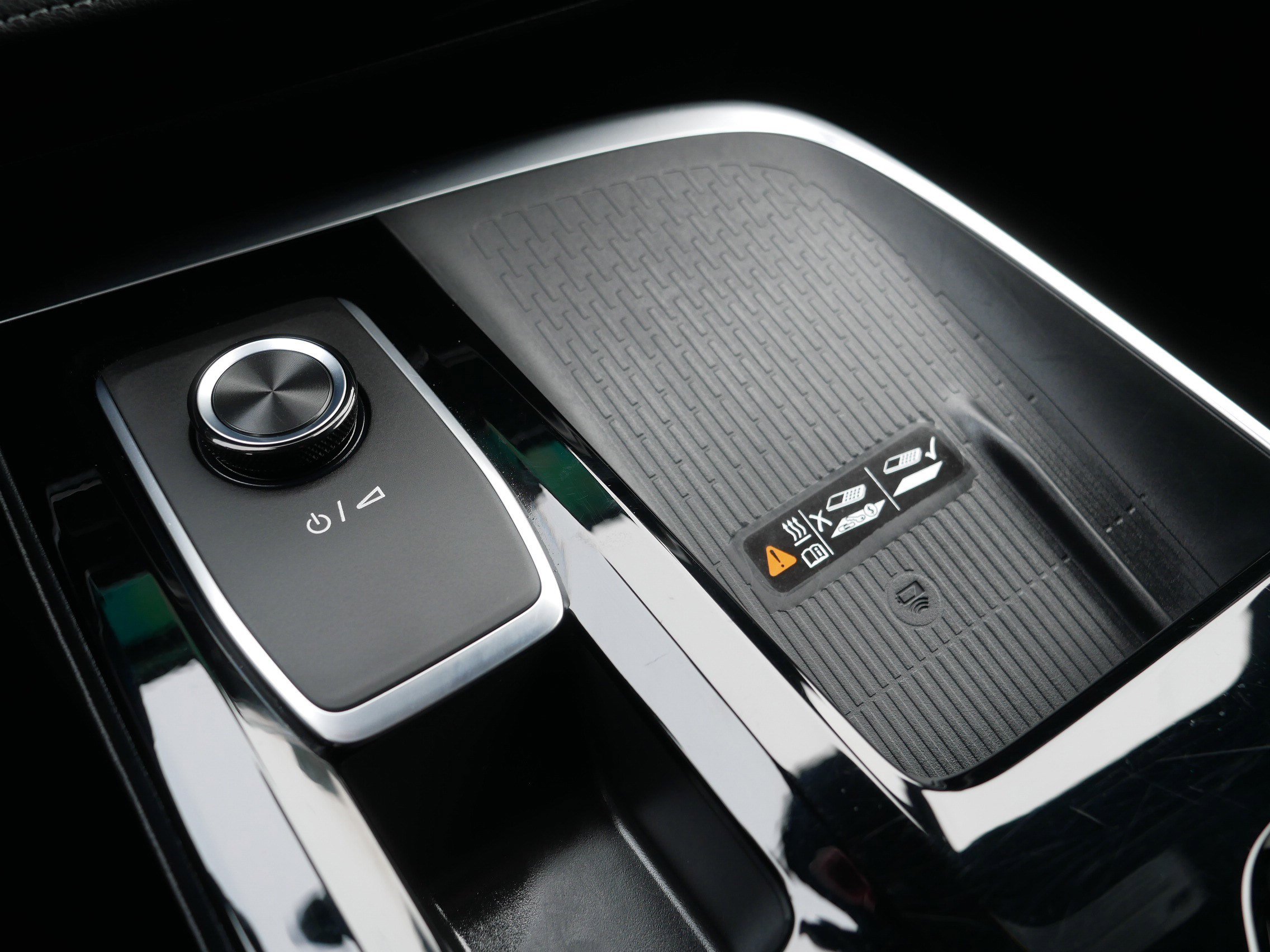 Used 2025 Buick Enclave Preferred image 33