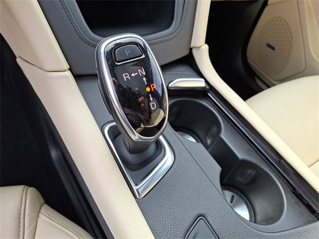 Used 2018 Cadillac XT5 Luxury w/ Driver Awareness Package image 12