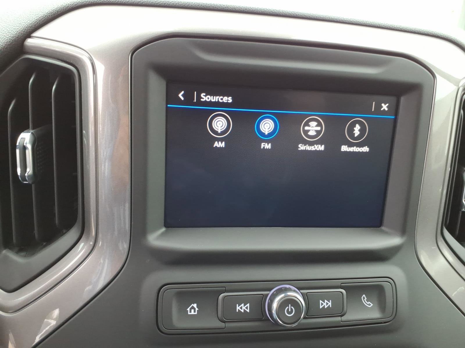 Used 2025 Chevrolet Silverado 1500 Custom Trail Boss AWD/4WD image 17