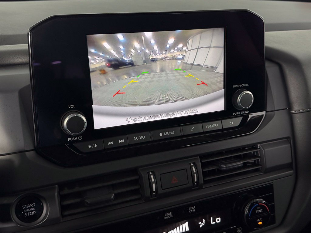 Used 2025 Nissan Pathfinder S FWD image 18