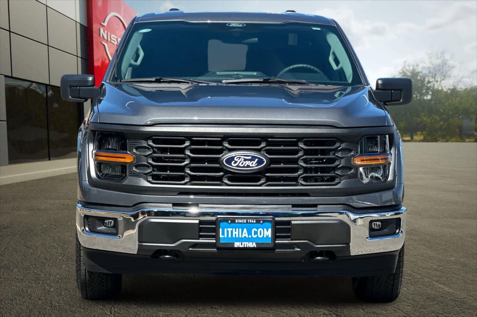 Used 2025 Ford F150 XL w/ Equipment Group 103A High AWD/4WD image 9