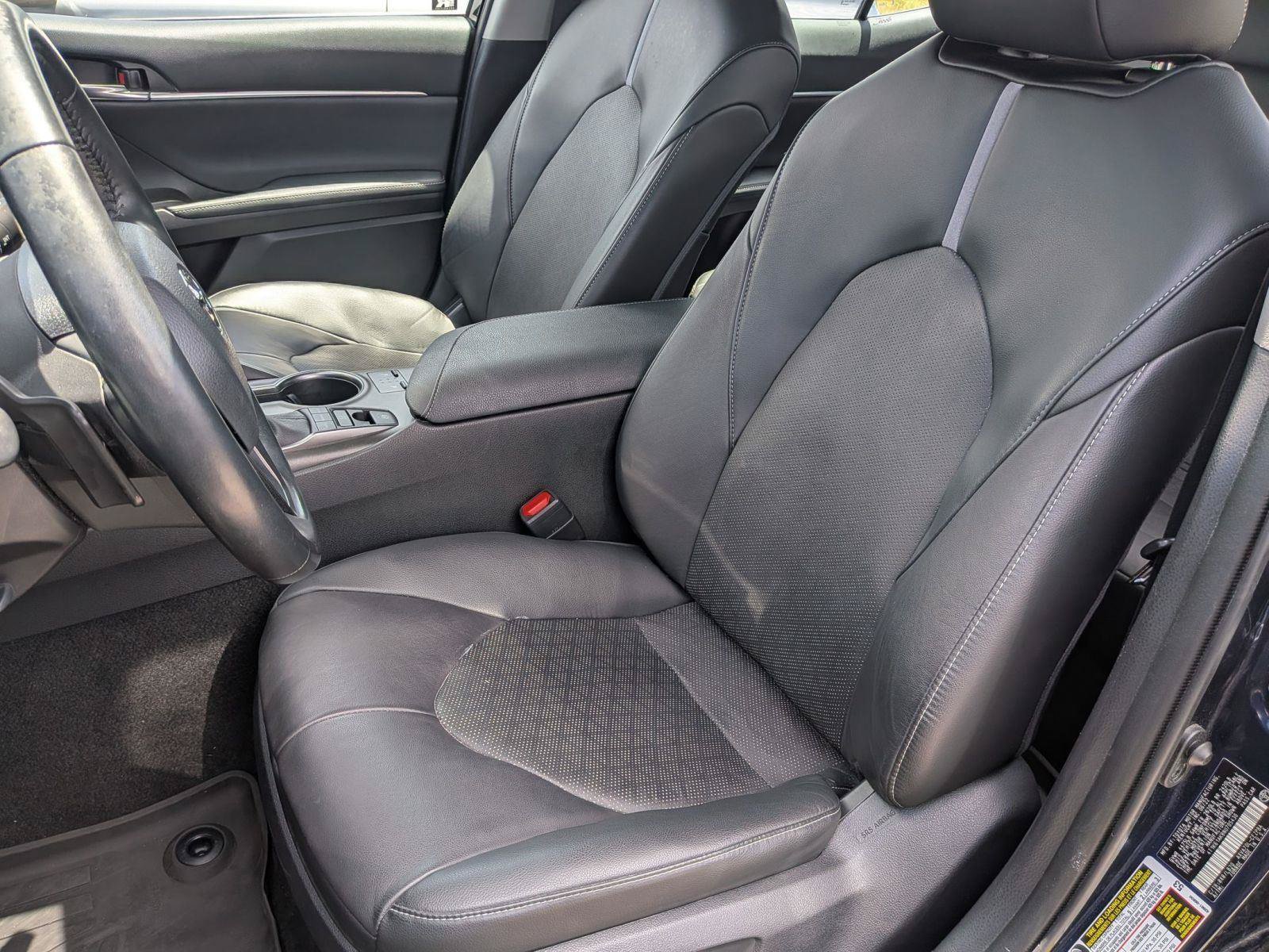 Used 2022 Toyota Camry XSE FWD image 26