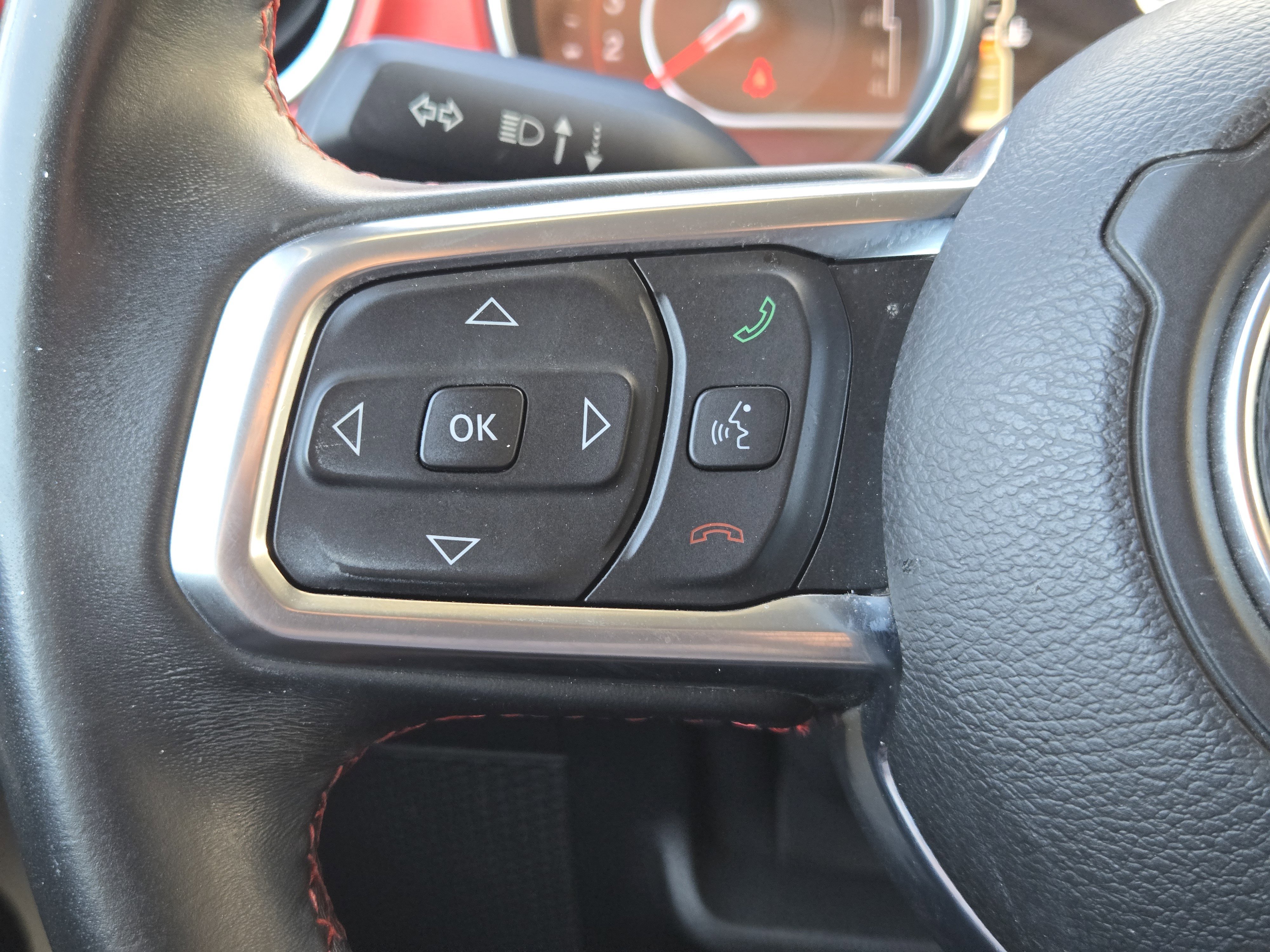 Used 2018 Jeep Wrangler Unlimited Rubicon AWD/4WD image 29
