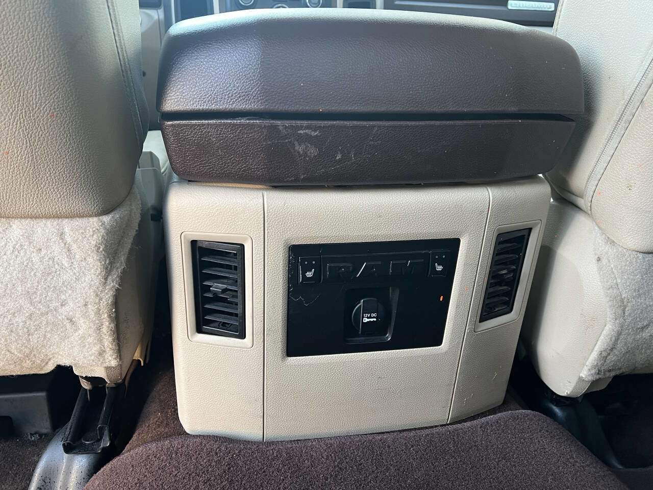 Used 2015 RAM 3500 Laramie image 25