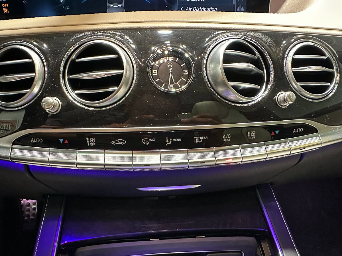 Used 2020 Mercedes-Benz S 560 4MATIC Sedan image 35