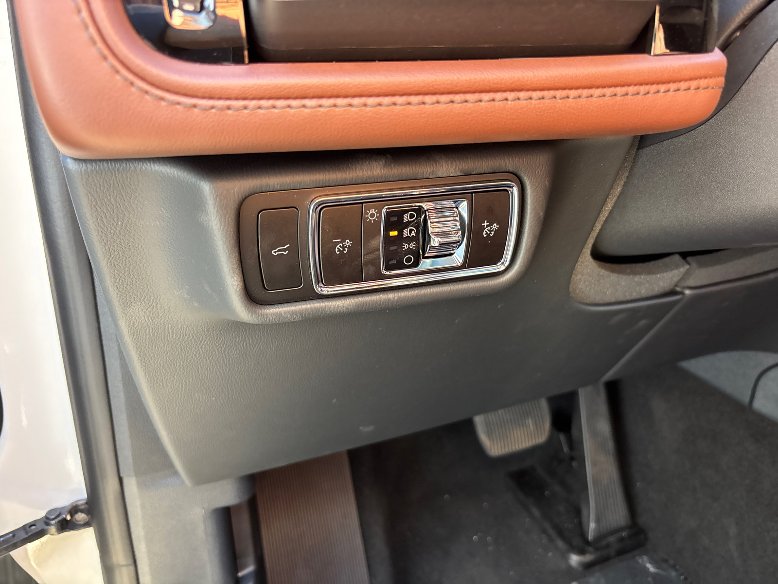 New 2027 Lincoln Aviator Reserve AWD/4WD image 14