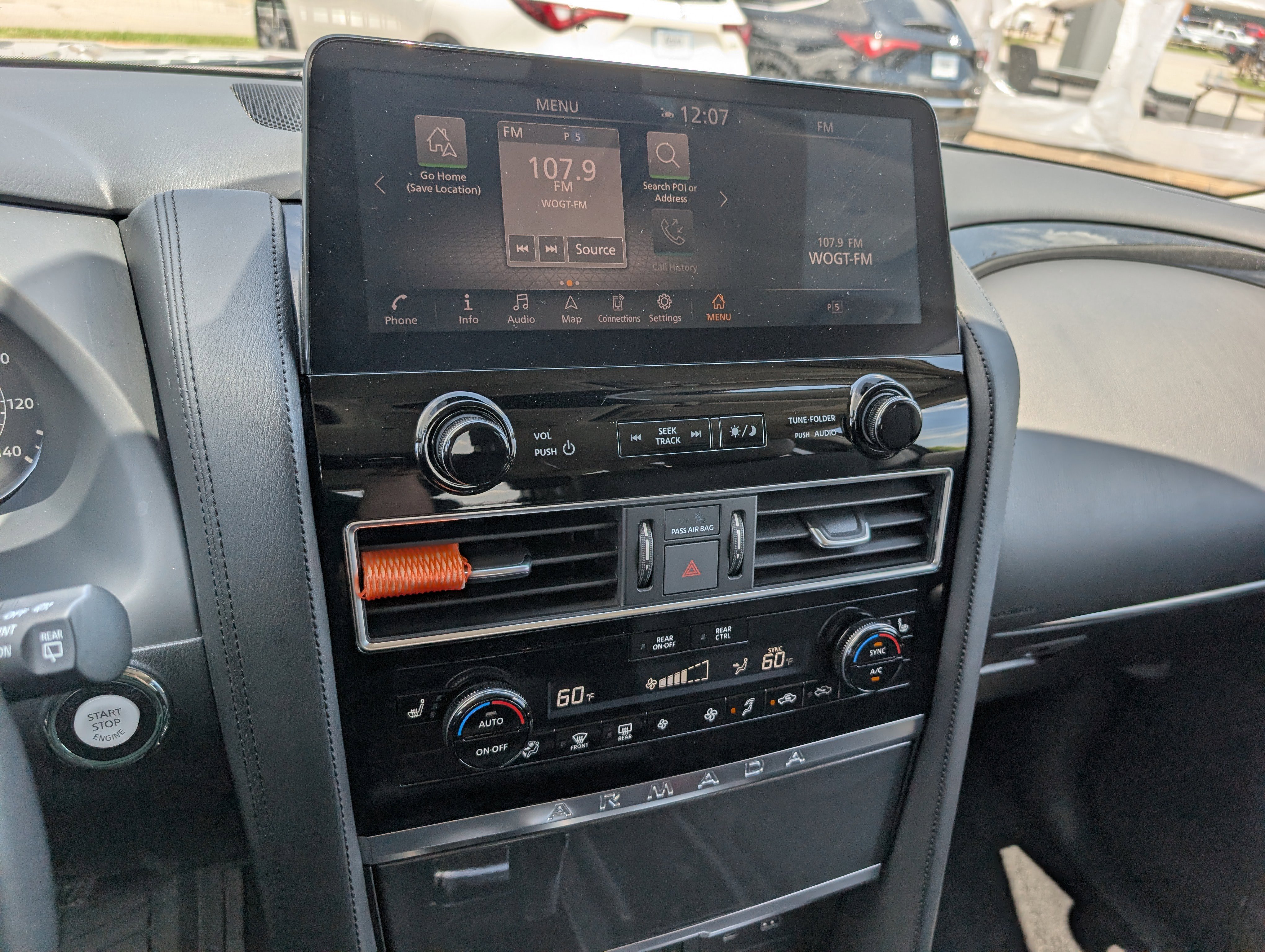 Used 2021 Nissan Armada SV w/ SV Appearance Package RWD image 22