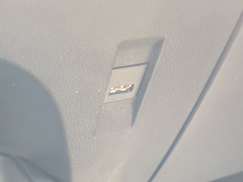 Used 2022 Toyota Corolla LE image 21