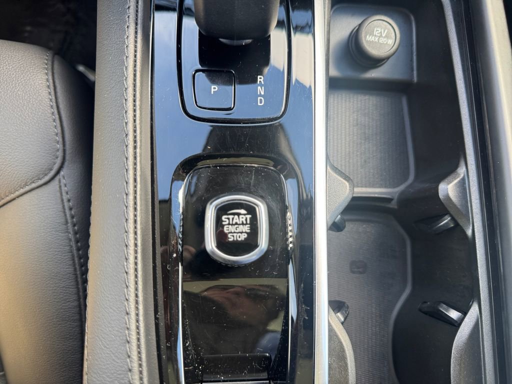 Used 2025 Volvo XC90 B5 Core w/ Protection Package Premier AWD/4WD image 19