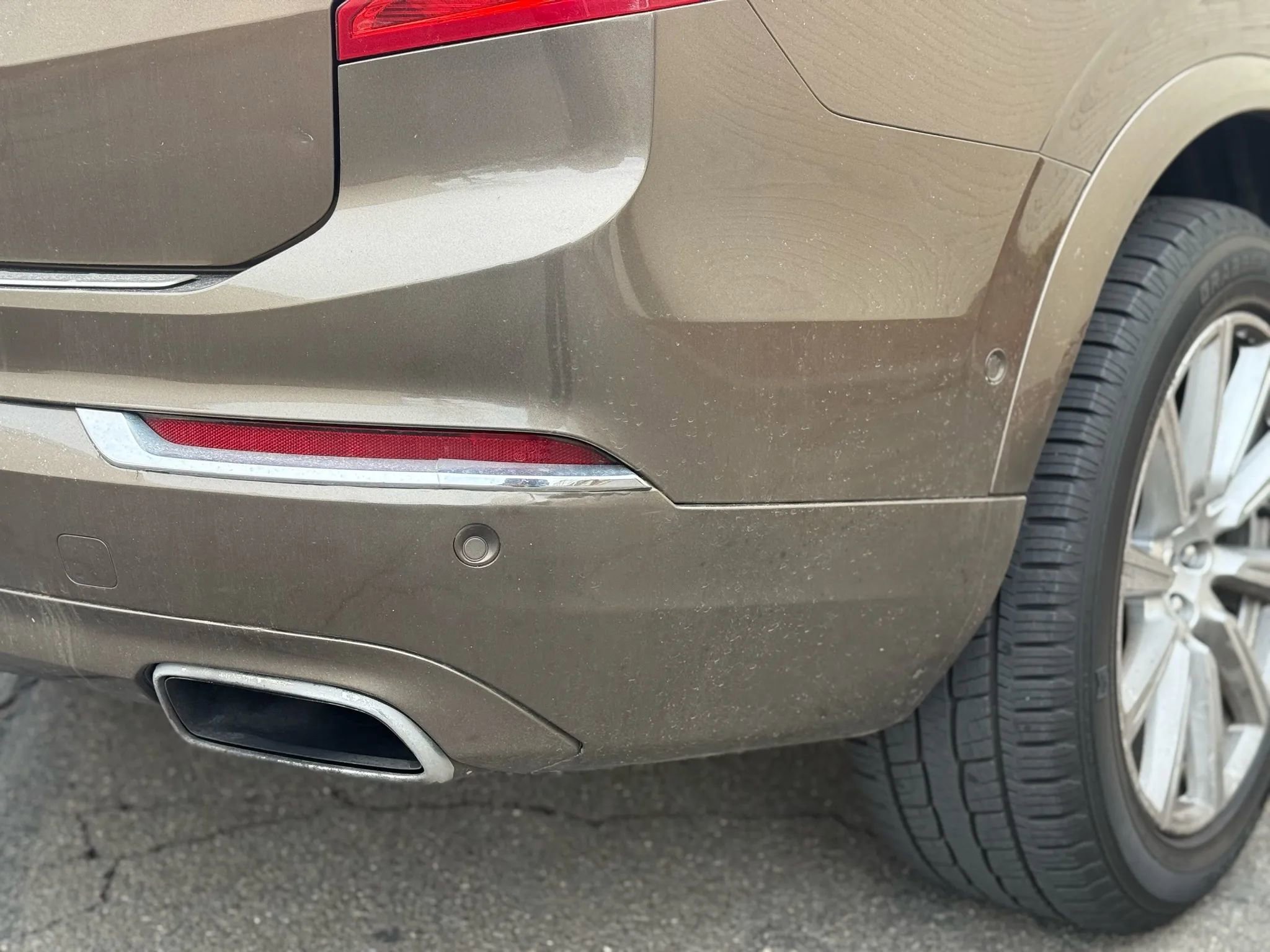 Used 2016 Volvo XC90 T6 Inscription w/ Vision Package image 17