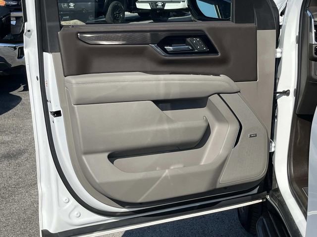 Used 2025 GMC Yukon XL Elevation w/ Elevation Premium Package image 26