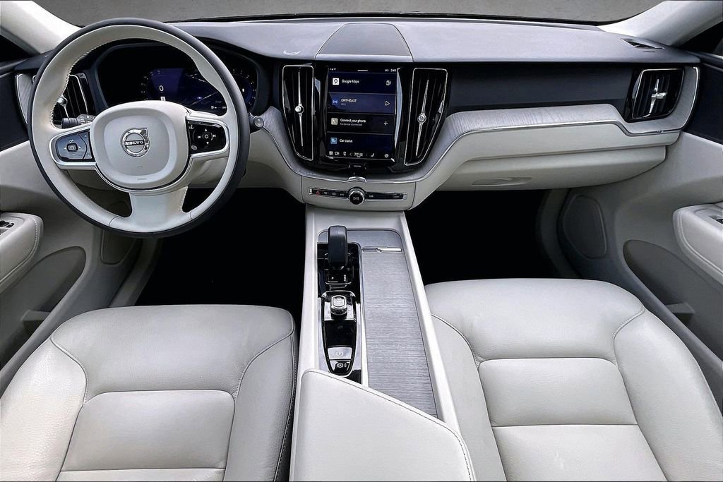 Certified 2023 Volvo XC60 B5 Plus w/ Climate Package AWD/4WD image 7