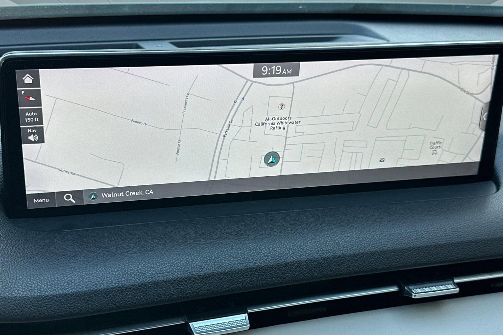 Used 2022 Genesis GV70 2.5T w/ Advanced Package image 27