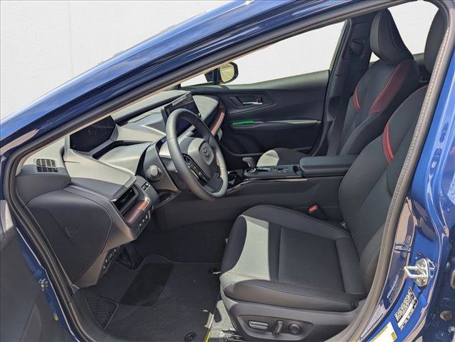 New 2025 Toyota Prius Plug-In Hybrid image 4