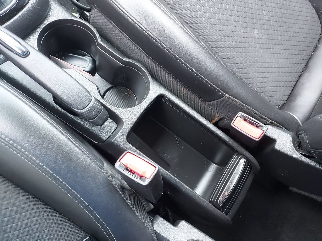 Used 2022 Buick Encore Preferred w/ Safety Package FWD image 26