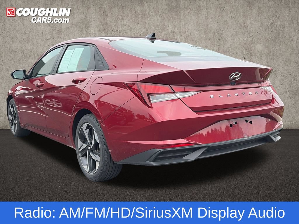 Used 2023 Hyundai Elantra SEL w/ Convenience Package FWD image 6