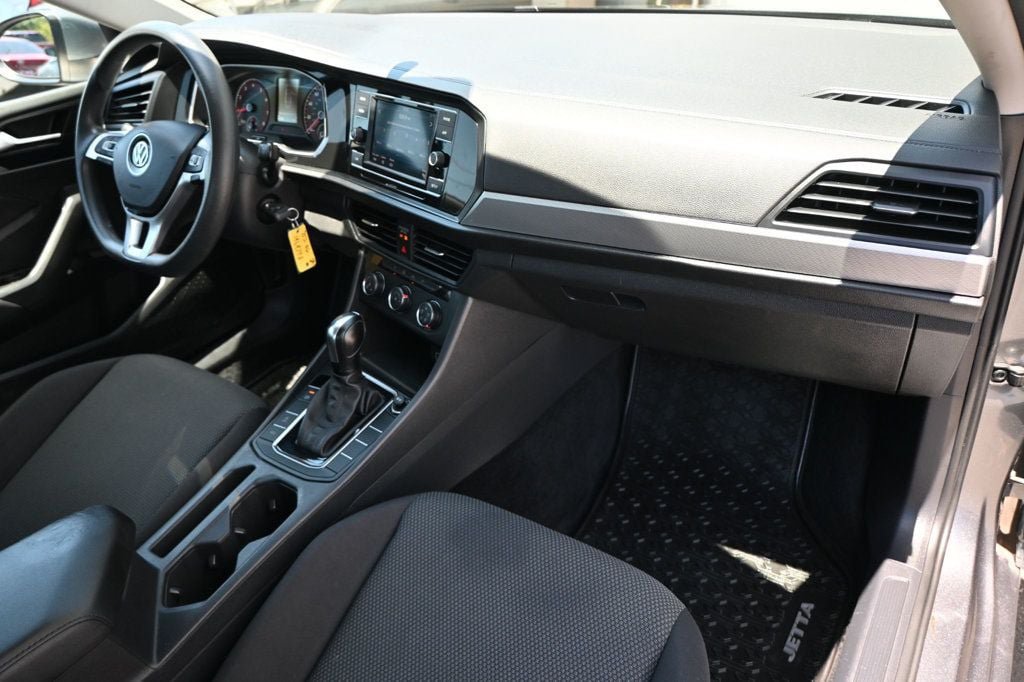 Used 2019 Volkswagen Jetta S w/ Driver Assistance Package FWD image 12