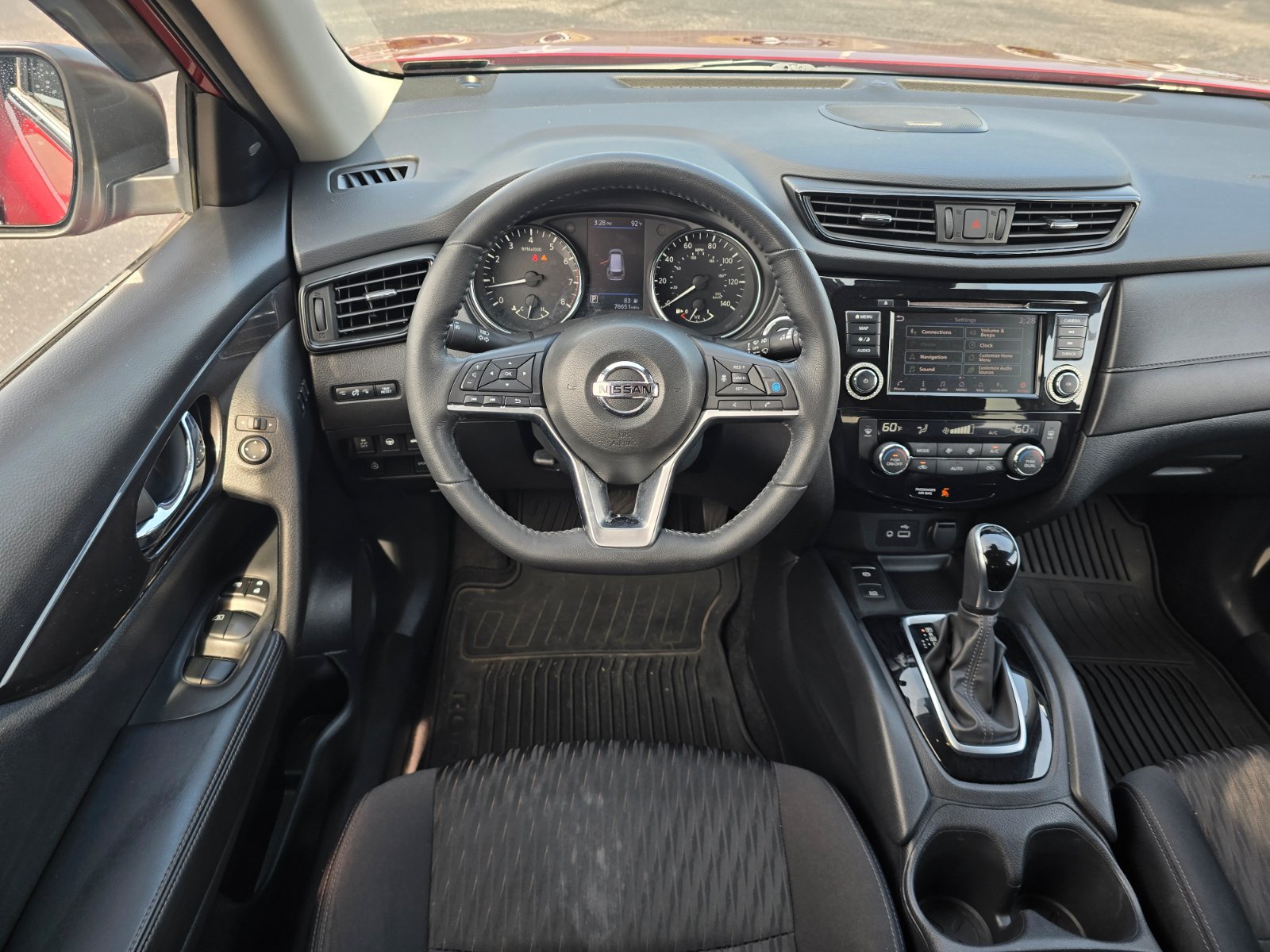 Used 2020 Nissan Rogue SV w/ Sun & Sound Touring Package FWD image 14