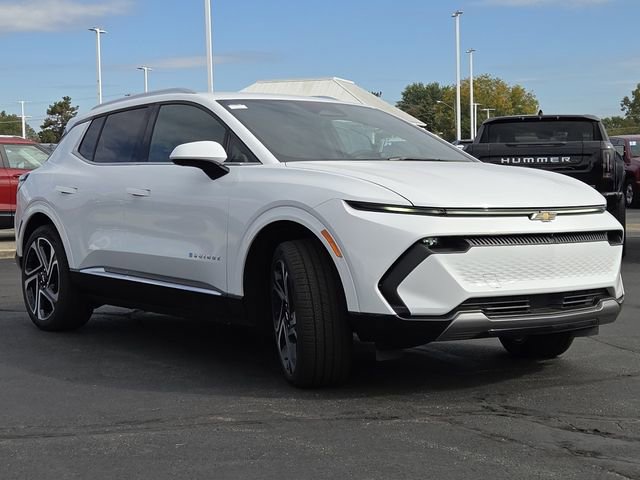 New 2026 Chevrolet Equinox EV LT w/ Convenience Package II image 13