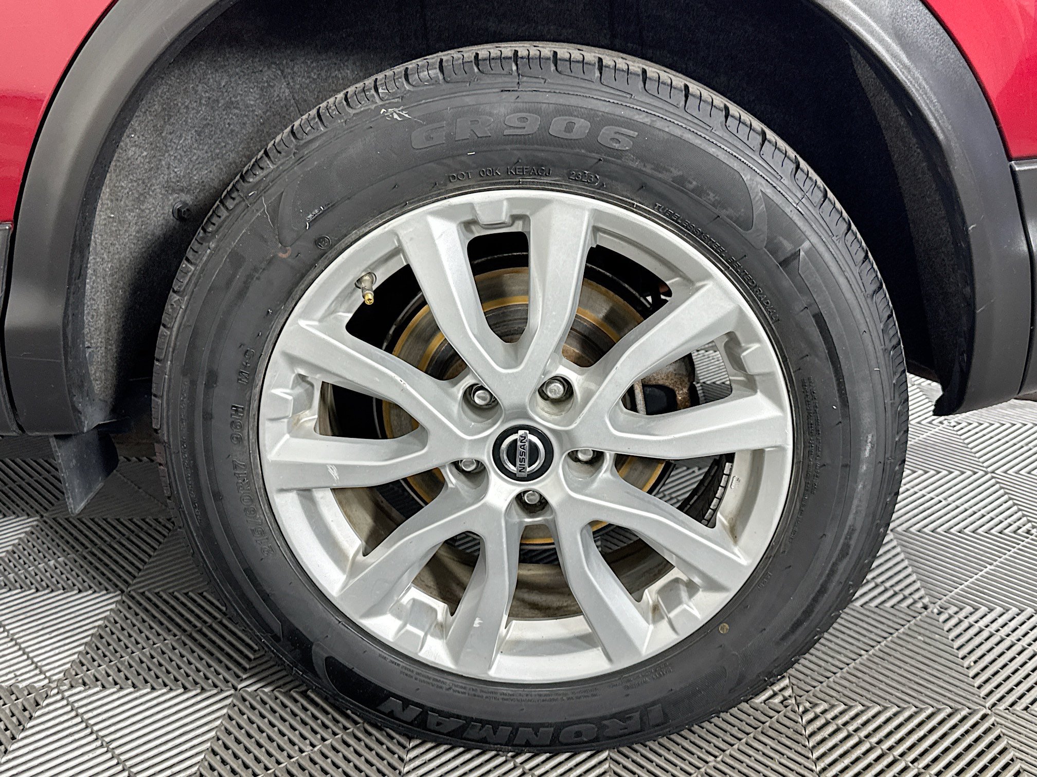 Used 2020 Nissan Rogue Sport SV w/ All-Weather Package AWD/4WD image 35