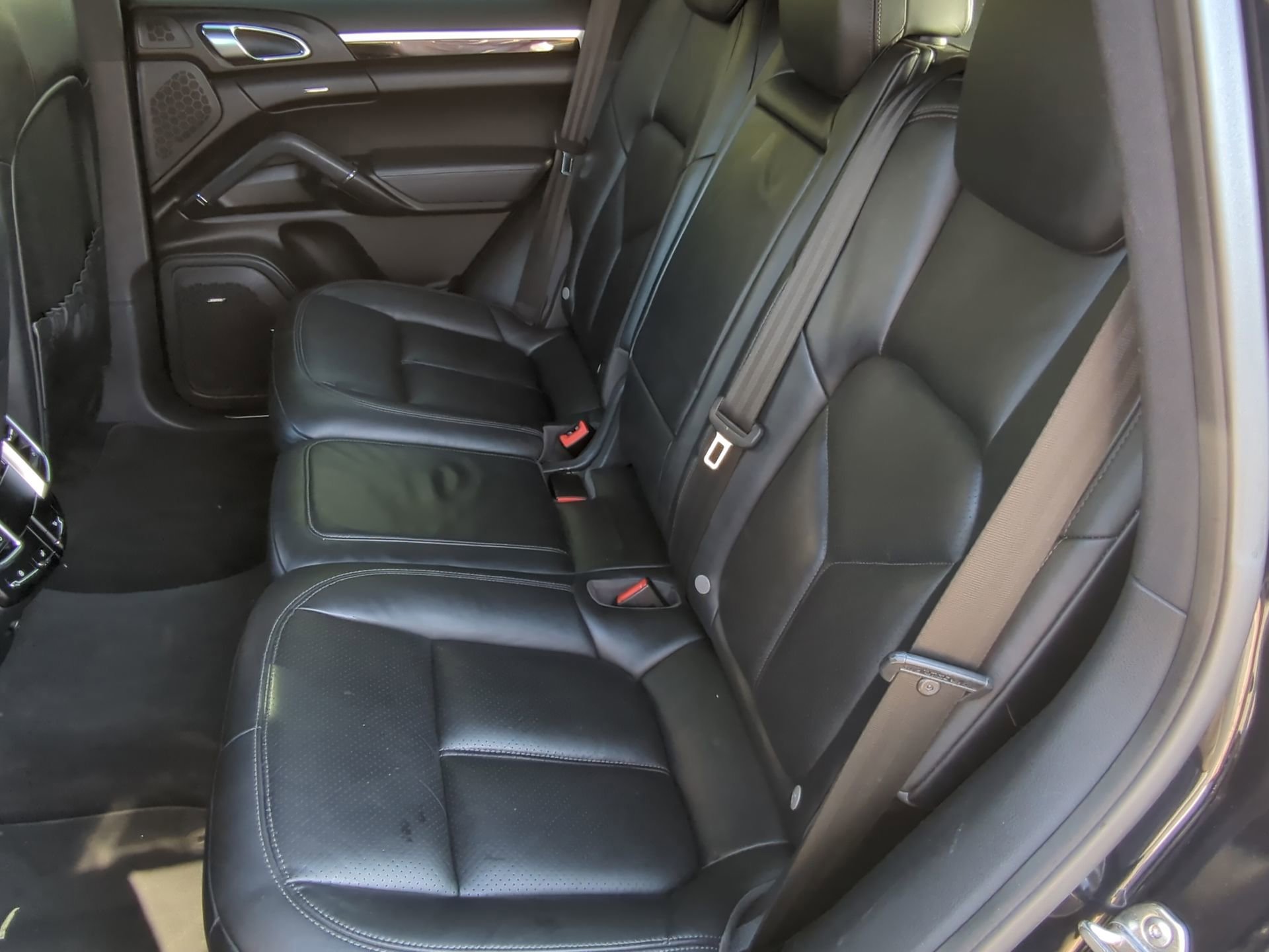 Used 2016 Porsche Cayenne AWD/4WD image 48