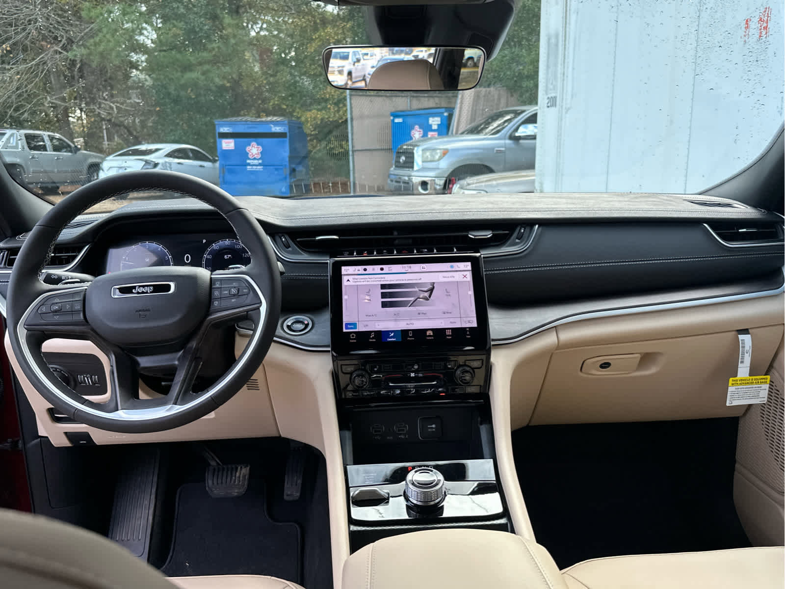 New 2025 Jeep Grand Cherokee L Limited w/ Trailer Tow Package AWD/4WD image 43