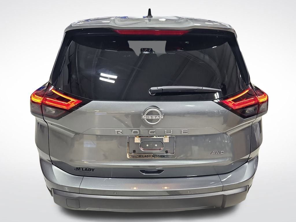 Used 2026 Nissan Rogue S image 22