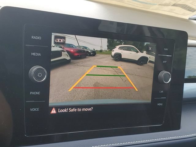 New 2026 Volkswagen Taos SEL AWD/4WD image 28