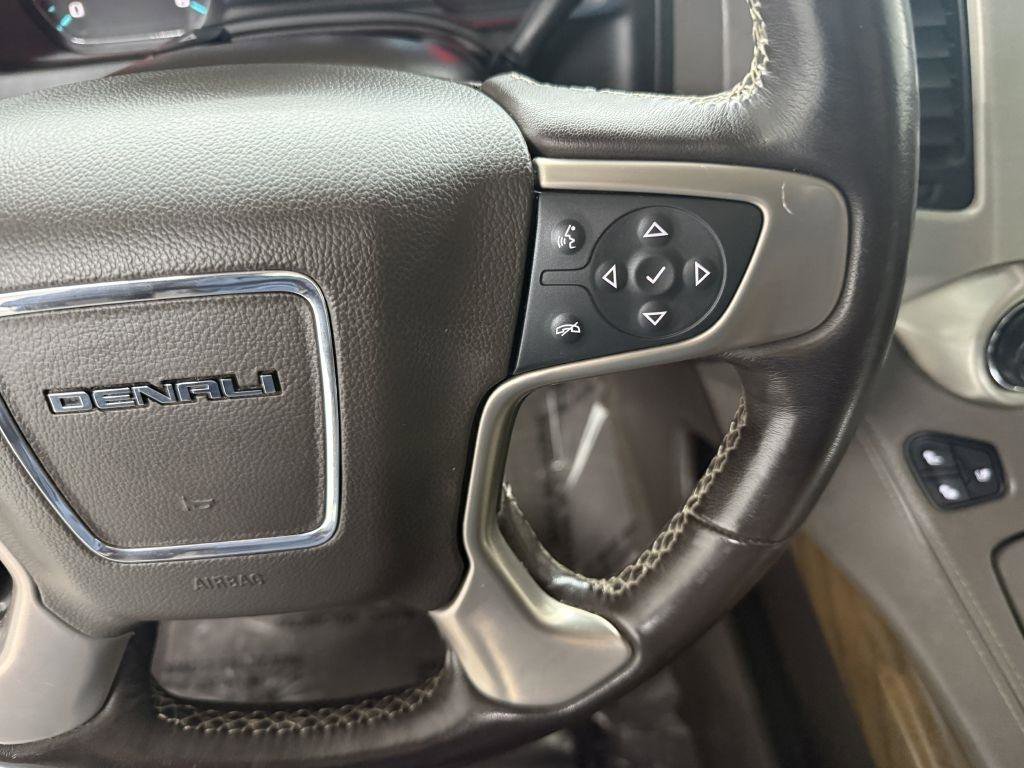Used 2019 GMC Yukon XL Denali w/ Denali Ultimate Package image 18