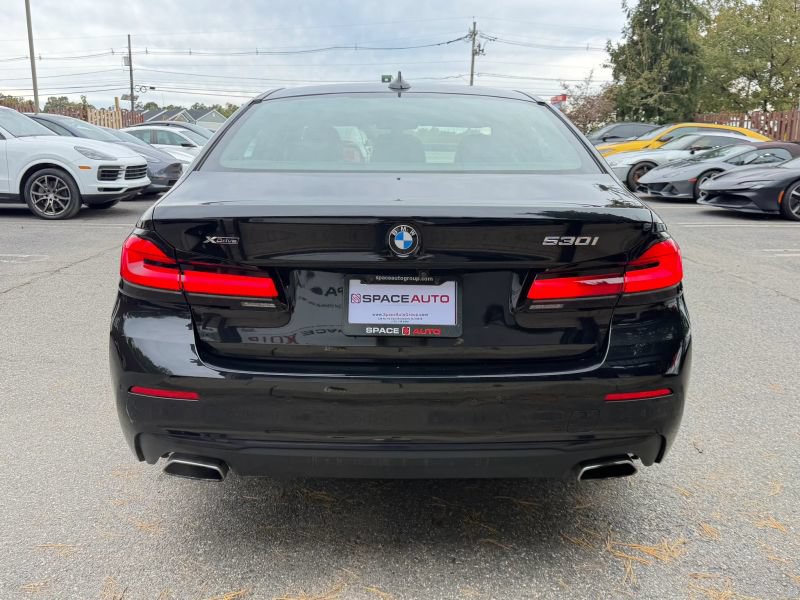 Used 2021 BMW 530i xDrive w/ Premium Package AWD/4WD image 7