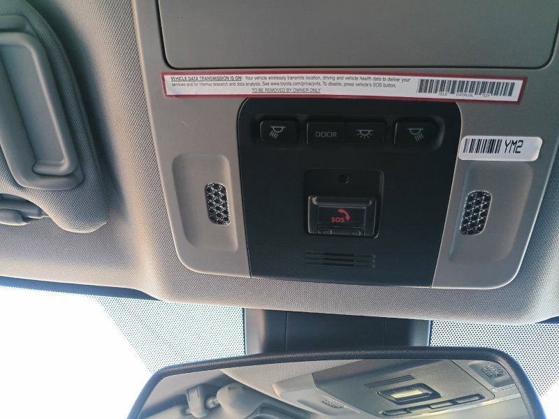 Used 2021 Toyota Camry XSE w/ Carpet Mat Package (TMS) image 16