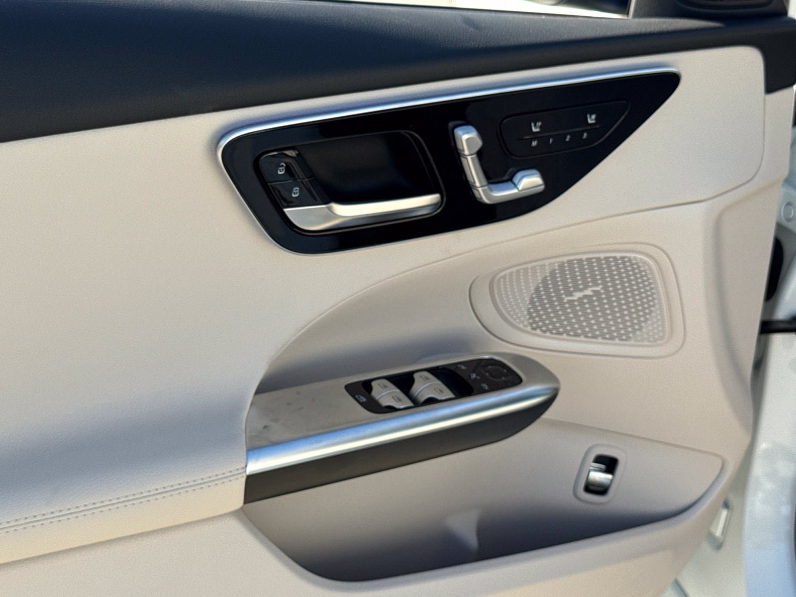 New 2026 Mercedes-Benz C 300 Sedan image 14