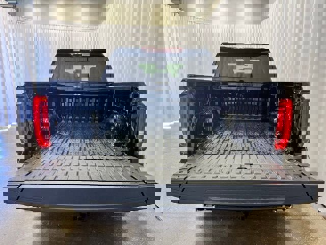 New 2026 GMC Sierra 1500 SLT w/ X31 Off-Road Package image 19