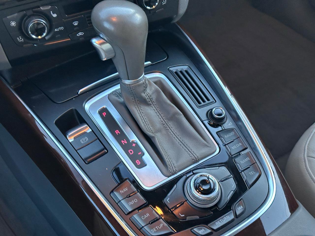 Used 2011 Audi Q5 3.2 Premium Plus image 18