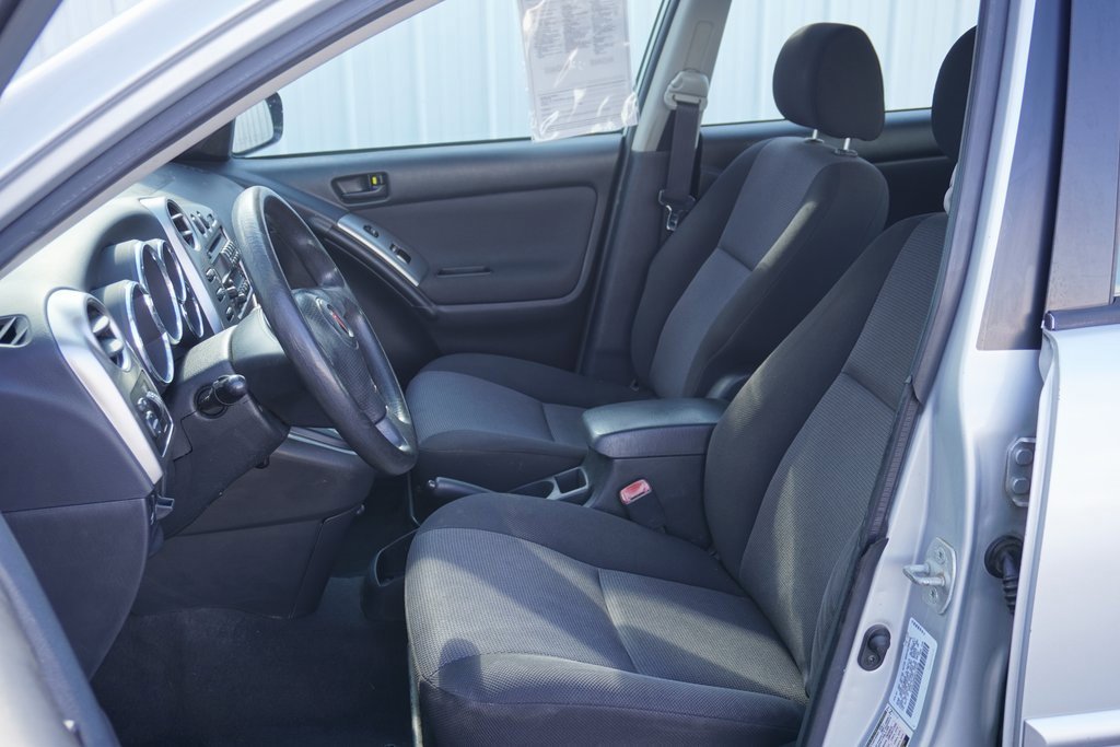 Used 2008 Pontiac Vibe w/ Preferred Package image 11