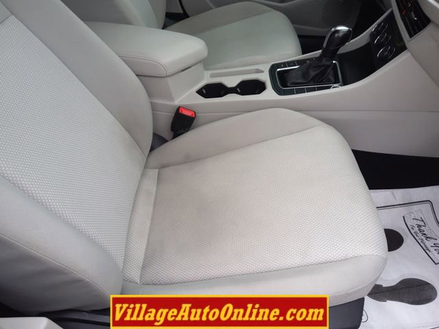 Used 2019 Volkswagen Jetta S w/ Driver Assistance Package image 30