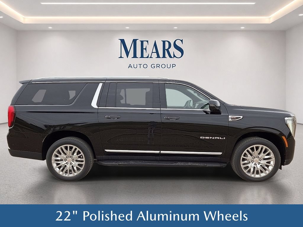 Used 2025 GMC Yukon XL Denali AWD/4WD image 7