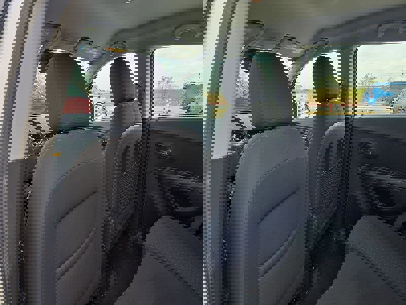 Used 2020 Chevrolet Trax LS image 17