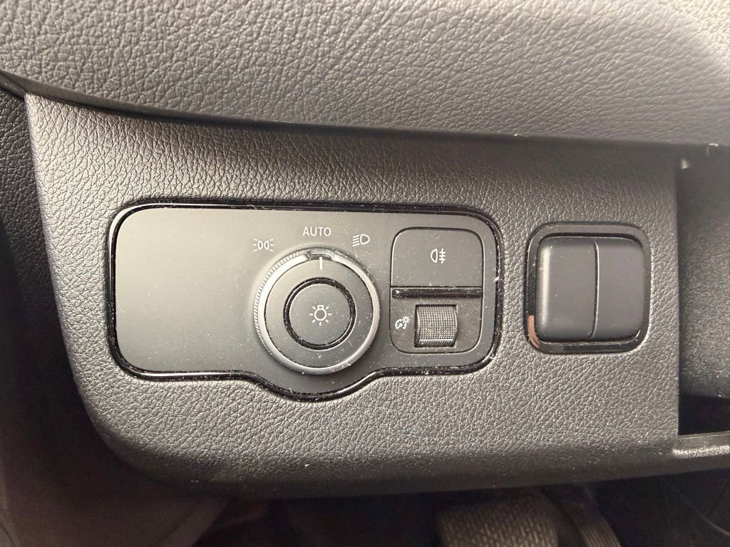 Used 2024 Mercedes-Benz Sprinter 2500 image 18