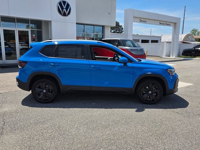 New 2026 Volkswagen Taos SE FWD image 14