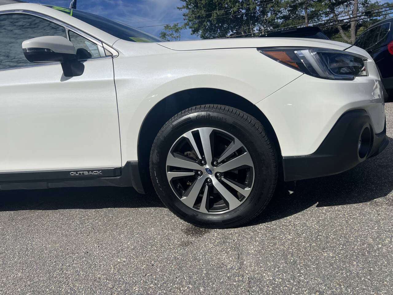 Used 2019 Subaru Outback 2.5i Limited AWD/4WD image 38