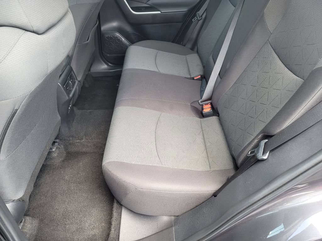 Used 2017 Toyota RAV4 Limited w/ Advanced Technology Package AWD/4WD image 16