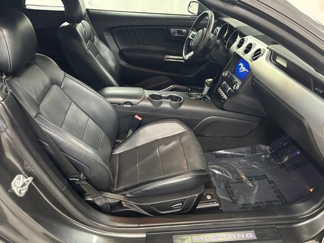 Used 2017 Ford Mustang Premium RWD image 13
