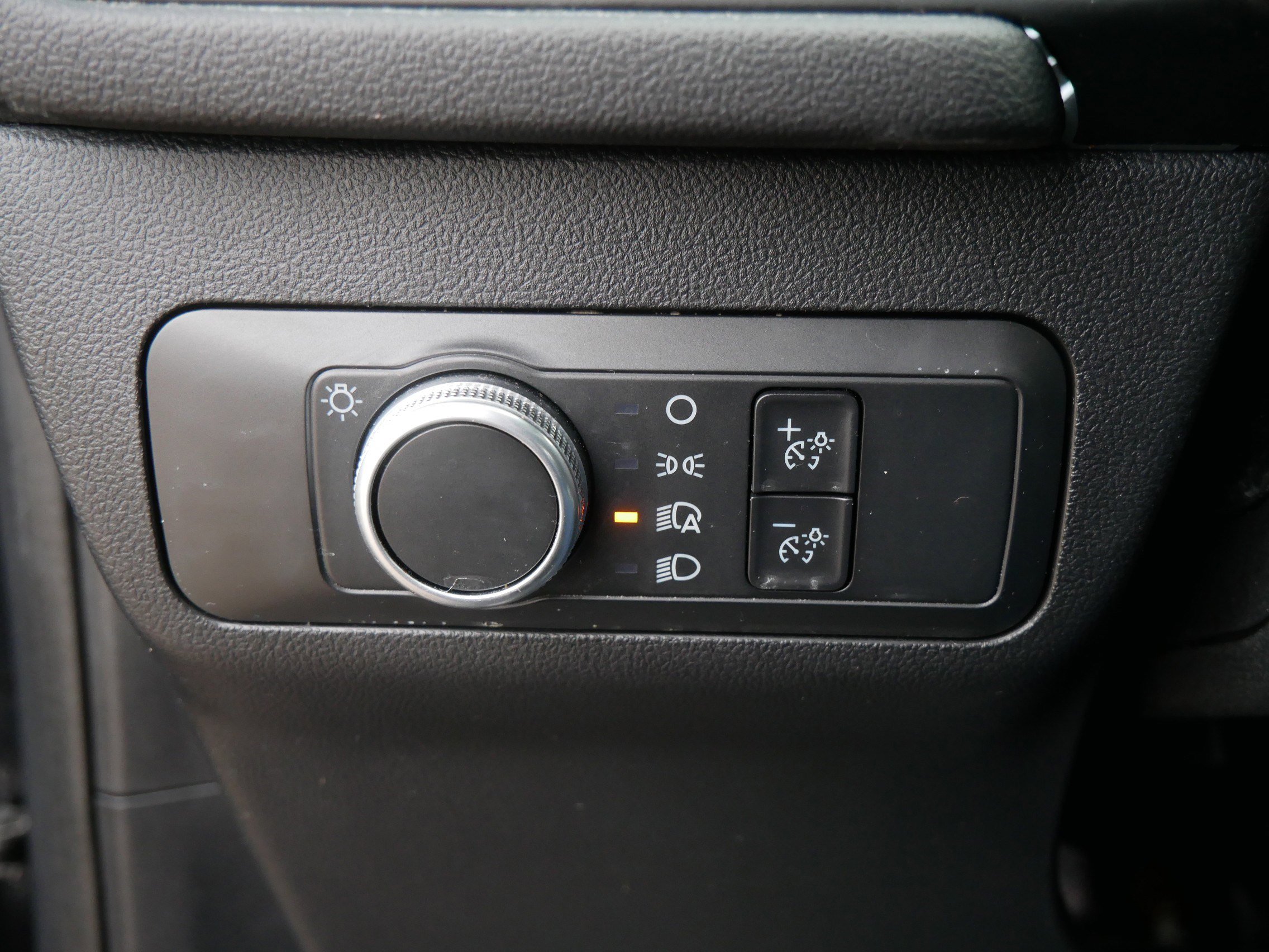 Certified 2022 Ford Escape S image 26