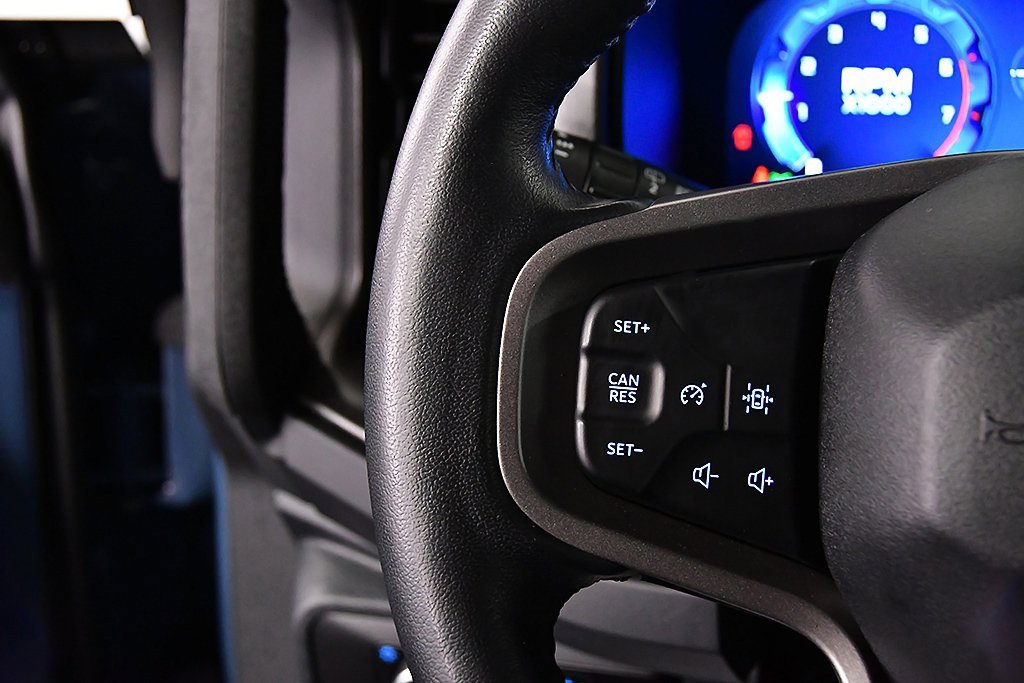 Used 2025 Ford Bronco Badlands image 19