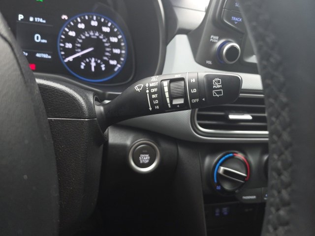 Used 2021 Hyundai Kona SEL w/ Cargo Package image 13