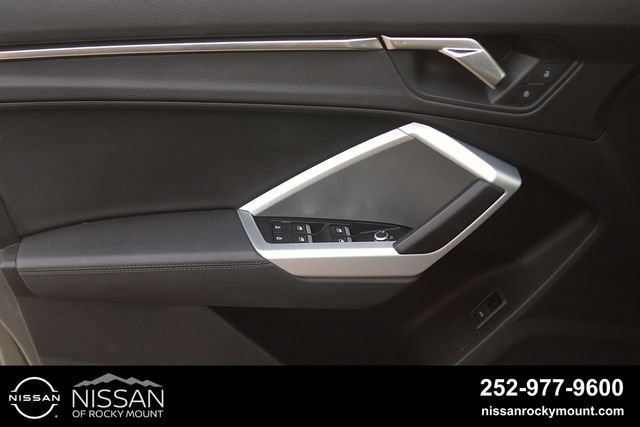 Used 2025 Audi Q3 2.0T Premium AWD/4WD image 11