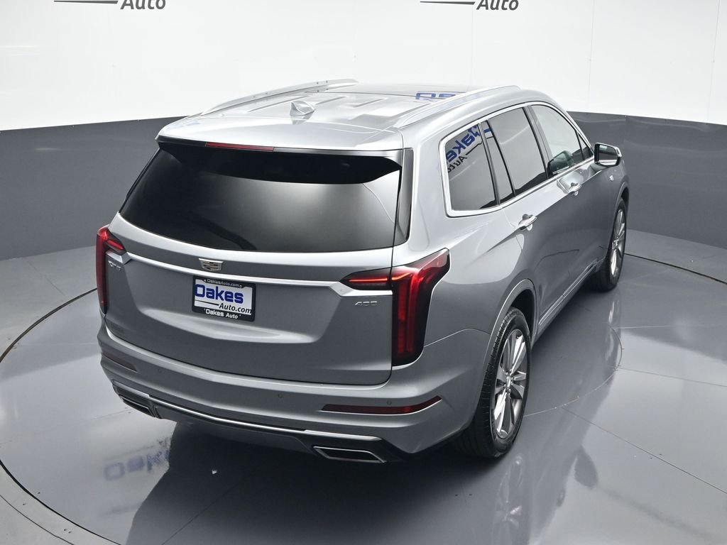 Used 2025 Cadillac XT6 Premium Luxury image 52